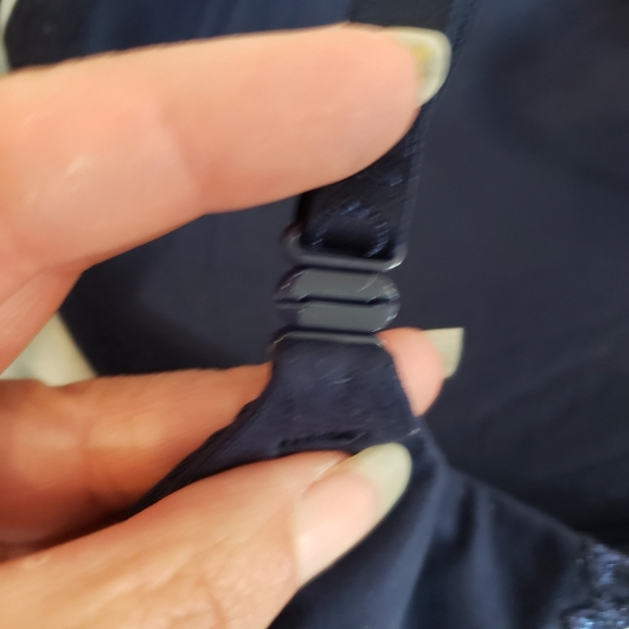 Victoria's Secret size 32D - Picture 5 of 8